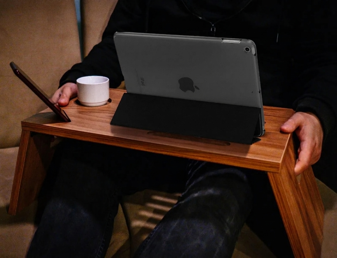 Table de Lit en Bois – Support de Canapé en Bois avec Porte-Gobelet intégré