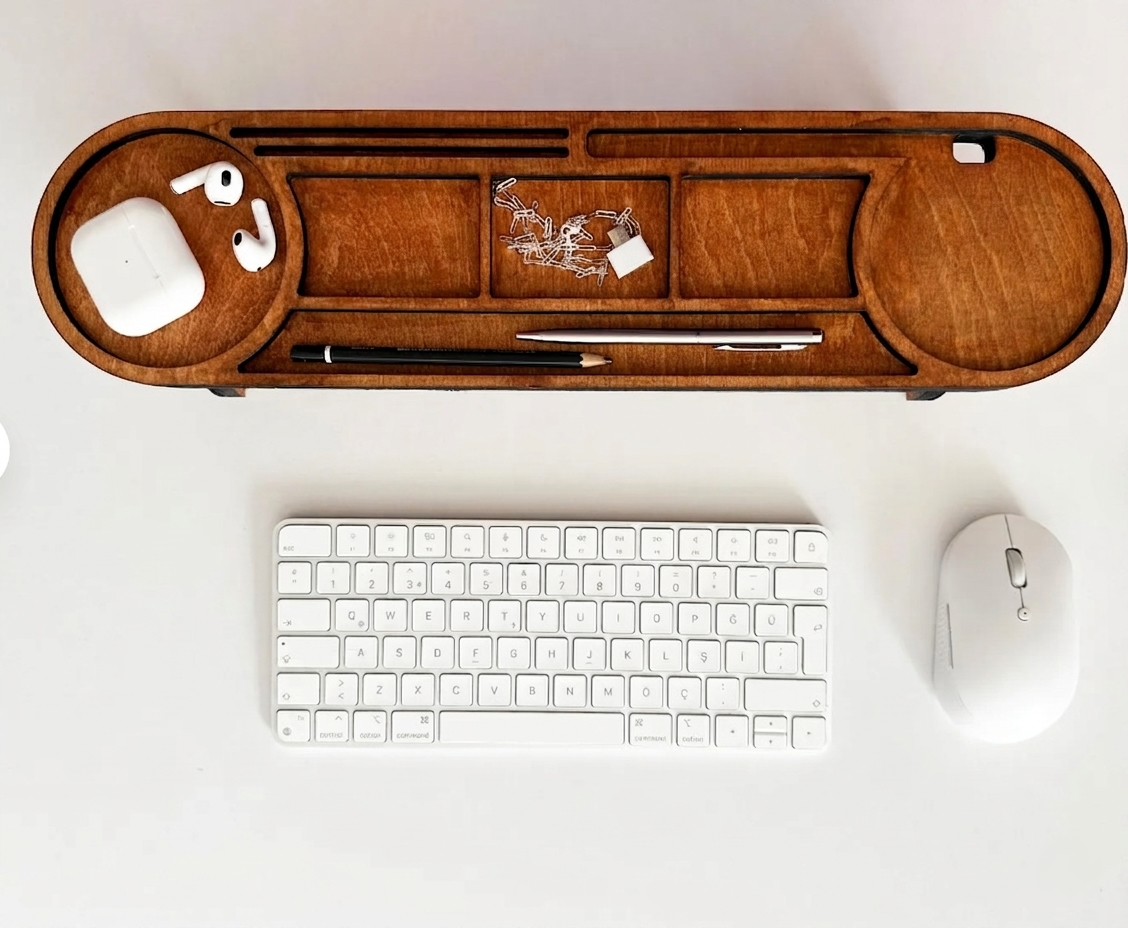 Organiseur de Bureau en Bois Personnalisé